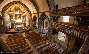 Intérieur de l'église de Saint-Chély d'Aubrac